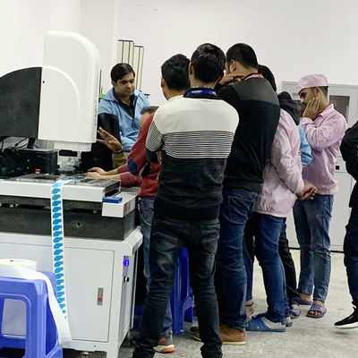 Type automatique CMM, instrument de portique de la mesure 3D avec la sonde de contact