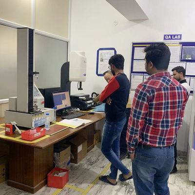 Type automatique CMM, instrument de portique de la mesure 3D avec la sonde de contact