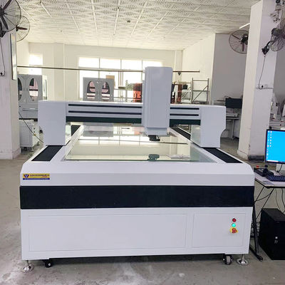 Machine de mesure du même rang de portique de pièces en métal CMM 2.5D avec du CE certifié