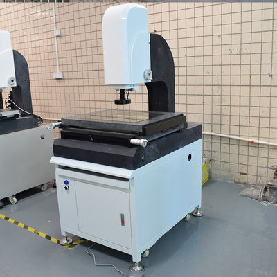2D machine de mesure du même rang manuelle optique pour des tailles de fraisage de pièces en métal de commande numérique par ordinateur