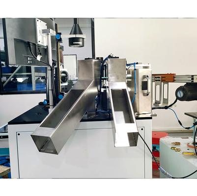 Machine d'inspection visuelle pour pièces de matériel, détermine automatiquement la classification OK/NG, avec vitesse de détection rapide 220V, personnalisation non standard